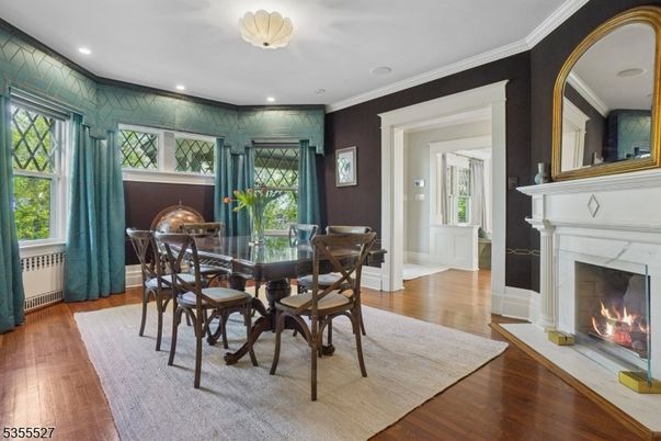Dining room, Fireplace, Interior, Recessed Lighting, Wood Texture Flooring