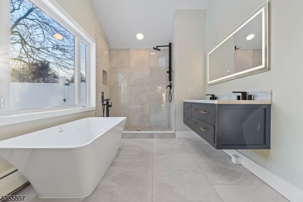 Bathroom, Free Standing Baths, Glass Shower, Interior, Recessed Lighting