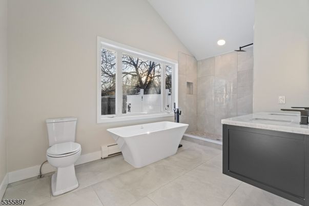 Bathroom, Free Standing Baths, Interior, Recessed Lighting