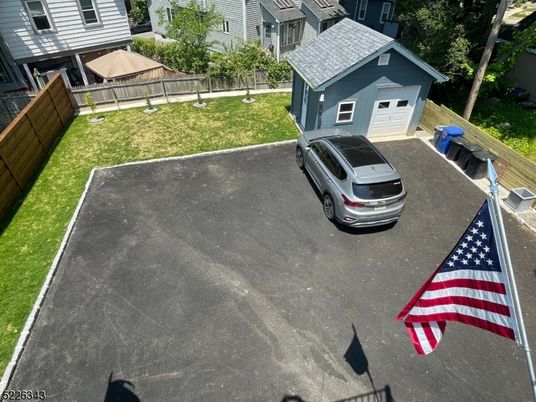 Detached Garage, Exterior