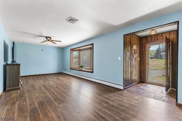Empty room, Interior, Wood Texture Flooring