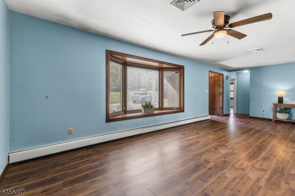 Empty room, Interior, Wood Texture Flooring
