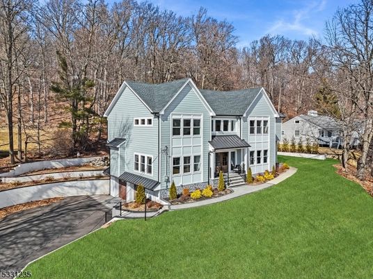 Backyard, Exterior, Facade, Farmhouse