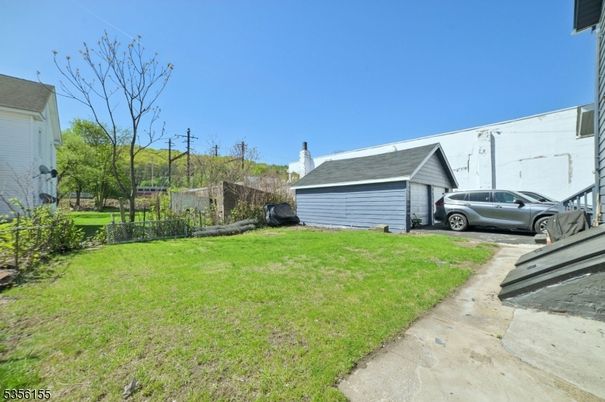 Backyard, Detached Garage, Exterior
