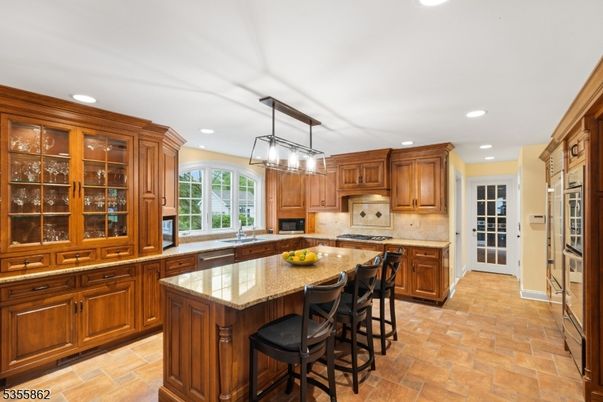 Interior, Kitchen, Pendant Lights, Recessed Lighting