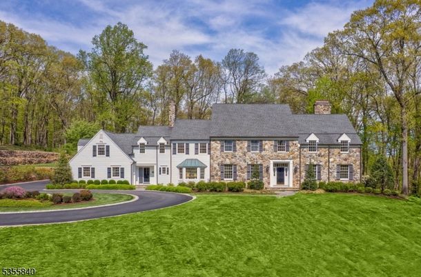 Backyard, Exterior, Facade, French Provincial