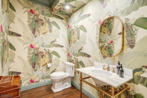 Bathroom, Interior, Recessed Lighting, Wood Texture Flooring