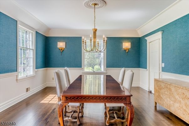 Chandelier, Dining room, Interior, Wood Texture Flooring