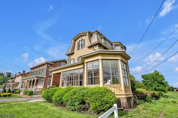 Backyard, Exterior, Facade, Brick Facade, Queen Anne Victorian