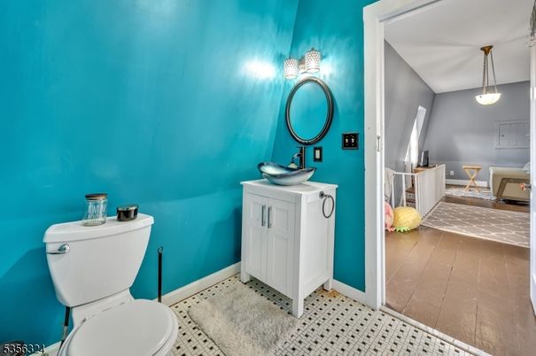 Bathroom, Interior, Pendant Lights