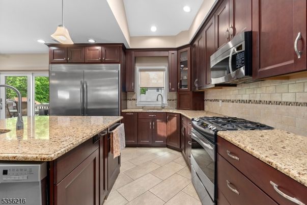 Interior, Kitchen, Pendant Lights, Recessed Lighting, Stainless Steel Appliances