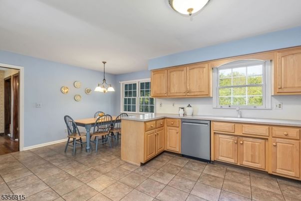 Dining room, Interior, Kitchen, Pendant Lights