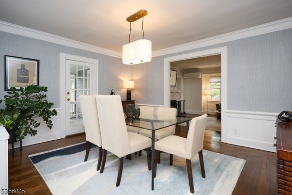 Dining room, Interior, Pendant Lights, Wood Texture Flooring