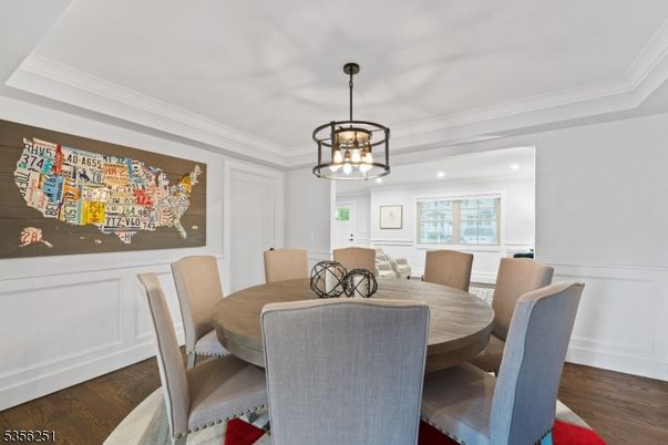 Dining room, Interior, Pendant Lights, Recessed Lighting, Wood Texture Flooring