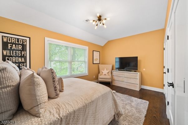 Bedroom, Interior, Pendant Lights, Wood Texture Flooring