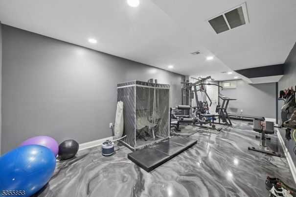 Fitness Equipment, Interior, Recessed Lighting