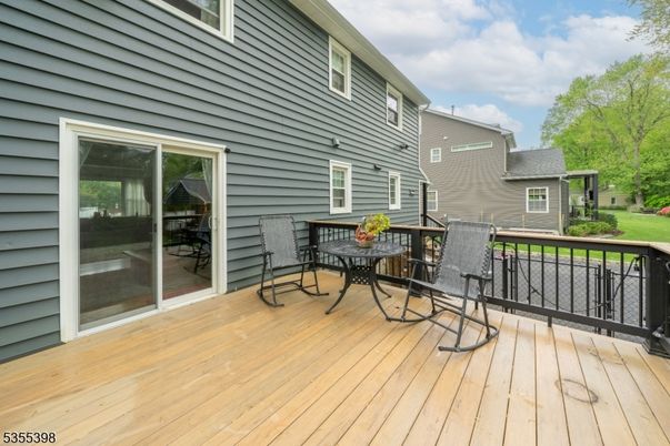 Exterior, Wood Texture Flooring