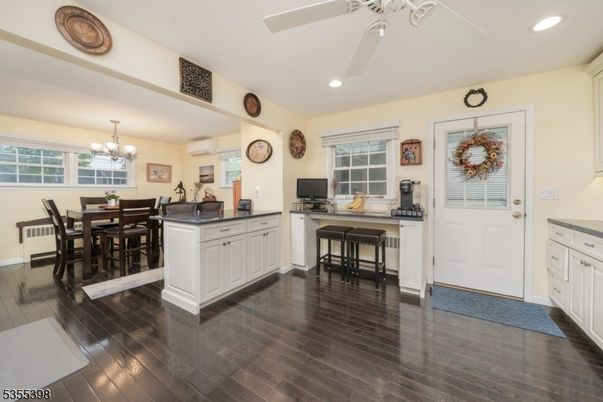 Chandelier, Dining room, Interior, Recessed Lighting, Wood Texture Flooring