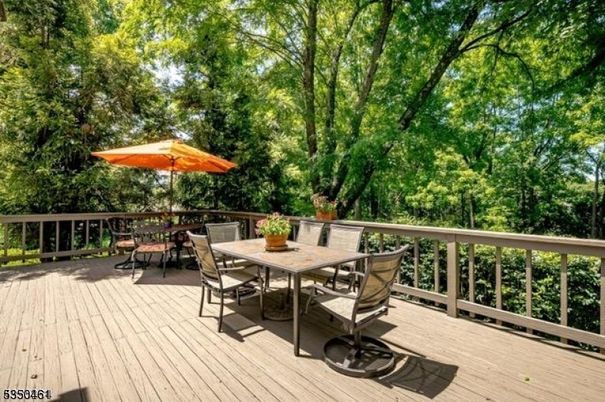 Exterior, Wood Texture Flooring