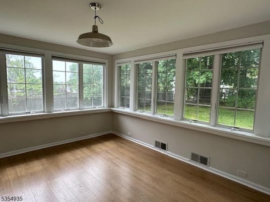 Empty room, Interior, Pendant Lights, Wood Texture Flooring