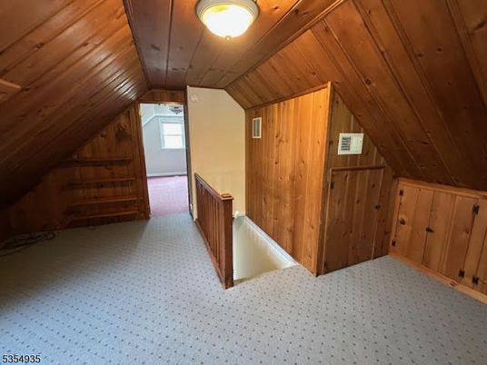 Empty room, Interior, Wooden Ceilings, Wooden Walls