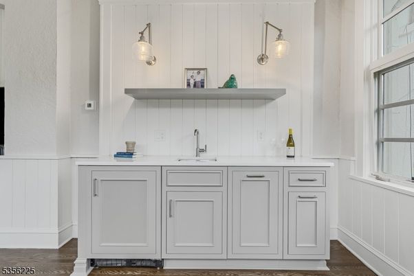 Interior, Kitchen, Pendant Lights, Wood Texture Flooring