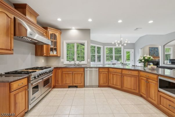 Interior, Kitchen, Pendant Lights, Recessed Lighting, Stainless Steel Appliances