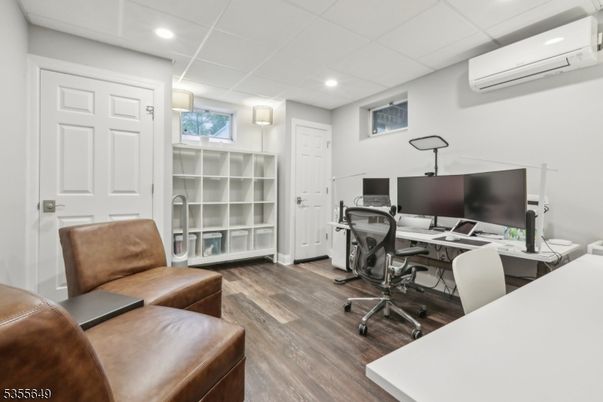 Home Office, Interior, Recessed Lighting, Wood Texture Flooring