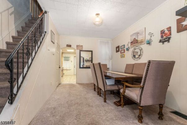 Dining room, Interior