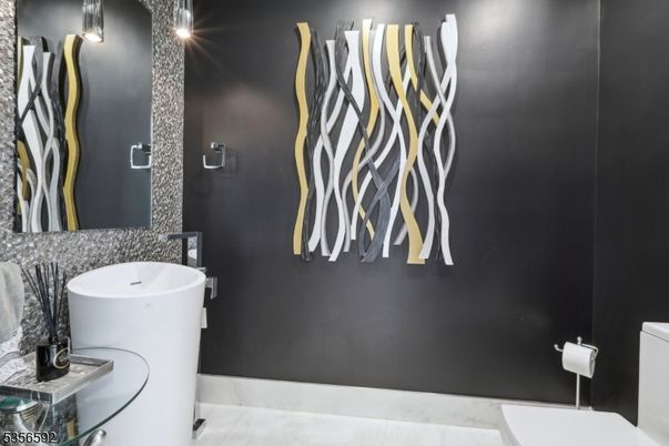 Bathroom, Free Standing Baths, Interior
