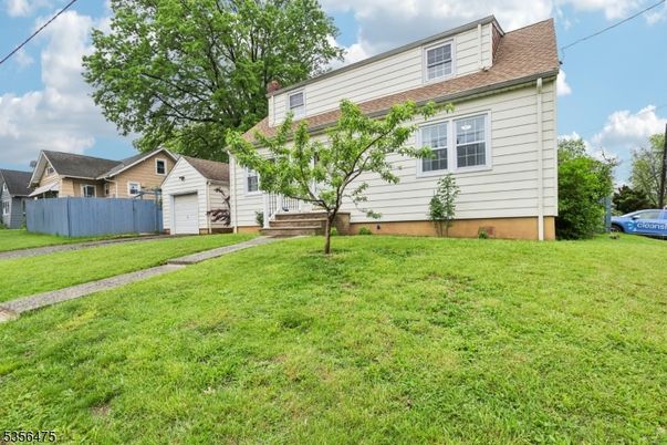 Attached, Backyard, Exterior, Facade, Cape Cod