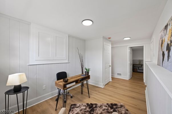 Home Office, Interior, Recessed Lighting, Wood Texture Flooring