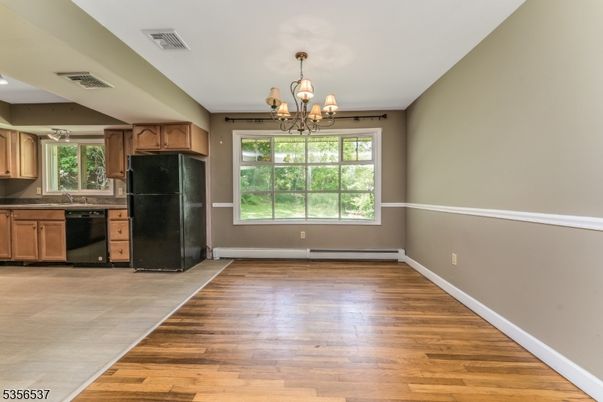 Chandelier, Interior, Kitchen, Wood Texture Flooring