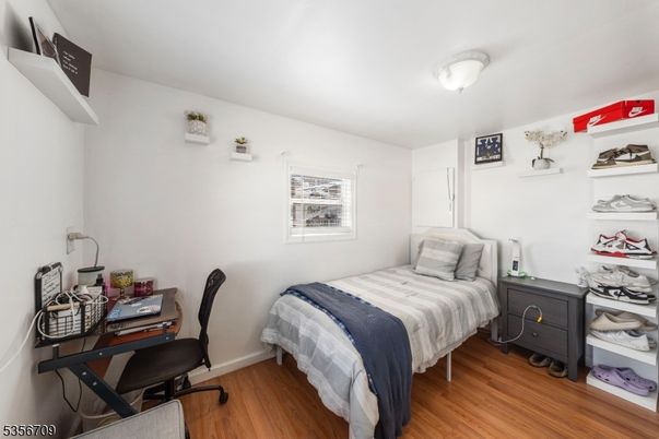 Bedroom, Home Office, Interior, Wood Texture Flooring