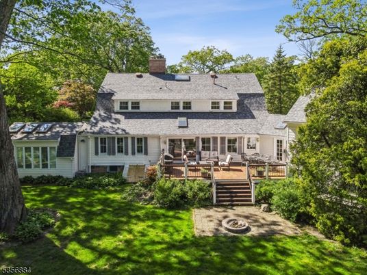 Backyard, Exterior, Facade, Cape Cod