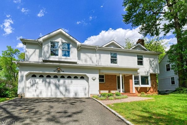 Attached, Exterior, Facade, Brick Facade, Farmhouse