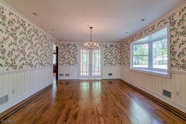 Chandelier, Empty room, Interior, Recessed Lighting, Wood Texture Flooring