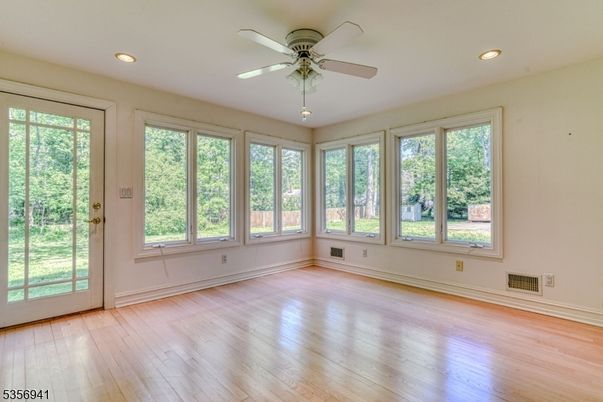 Empty room, Interior, Recessed Lighting, Sun Room, Wood Texture Flooring