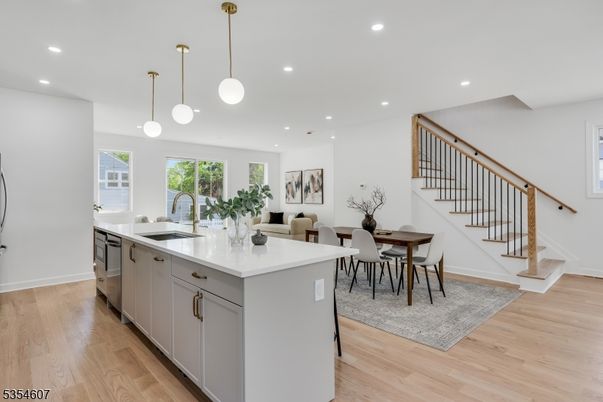 Dining room, Interior, Kitchen, Pendant Lights, Recessed Lighting, Wood Texture Flooring