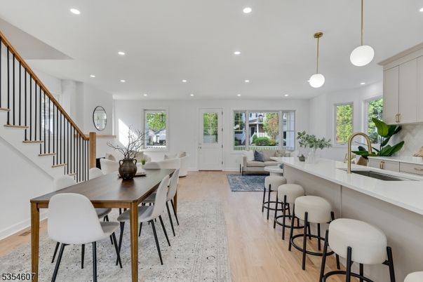 Dining room, Interior, Kitchen, Living room, Pendant Lights, Recessed Lighting, Wood Texture Flooring