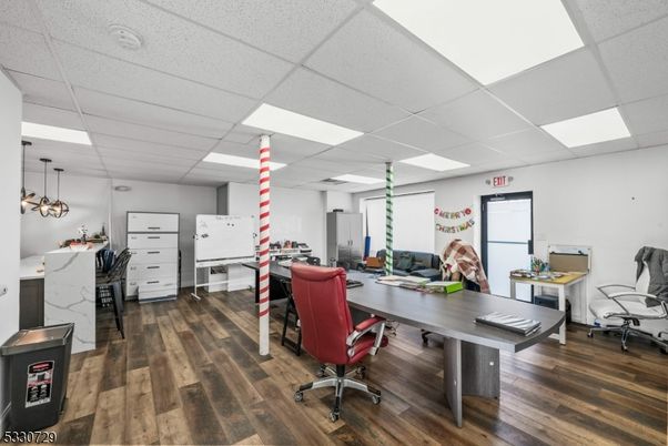 Home Office, Interior, Pendant Lights, Recessed Lighting, Wood Texture Flooring