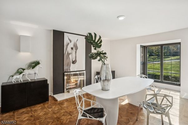 Dining room, Fireplace, Interior, Recessed Lighting, Wood Texture Flooring