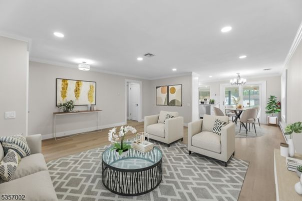 Chandelier, Dining room, Interior, Living room, Recessed Lighting, Wood Texture Flooring