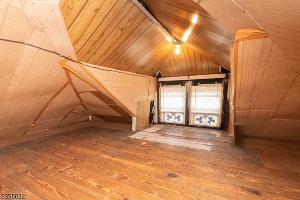 Empty room, Interior, Wooden Ceilings, Wood Texture Flooring, Wooden Walls