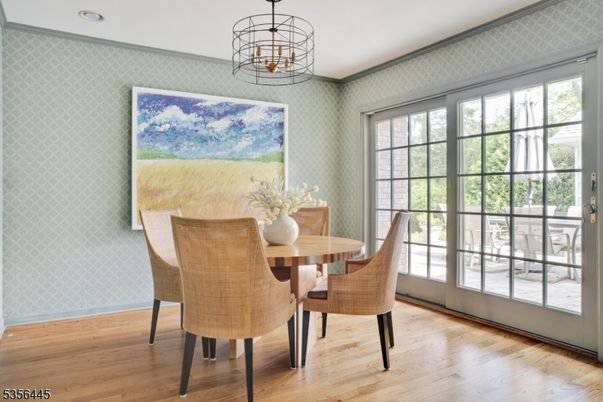 Chandelier, Dining room, Interior, Wood Texture Flooring