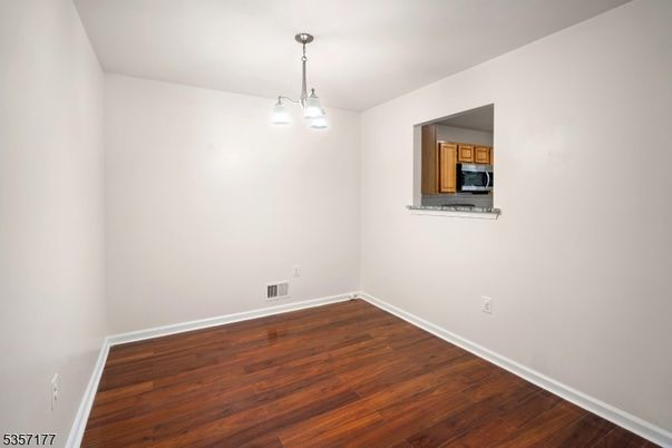 Empty room, Interior, Pendant Lights, Wood Texture Flooring