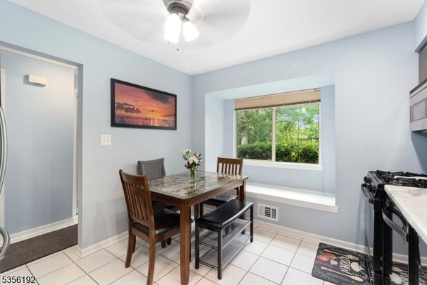 Dining room, Interior