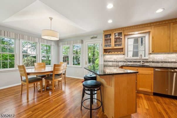 Dining room, Interior, Kitchen, Recessed Lighting, Wood Texture Flooring