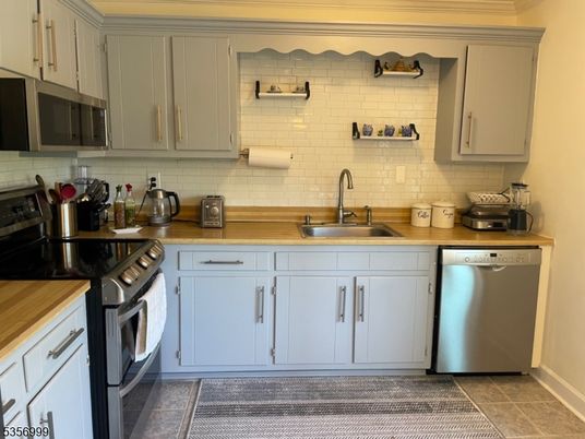 Interior, Kitchen, Stainless Steel Appliances