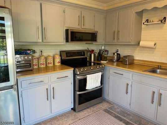 Interior, Kitchen, Stainless Steel Appliances